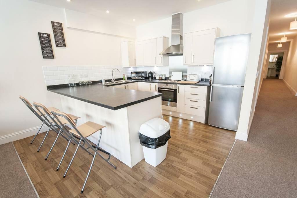 בריסטול The Broadmead Forest - Spacious City Centre 3Bdr Apartment מראה חיצוני תמונה